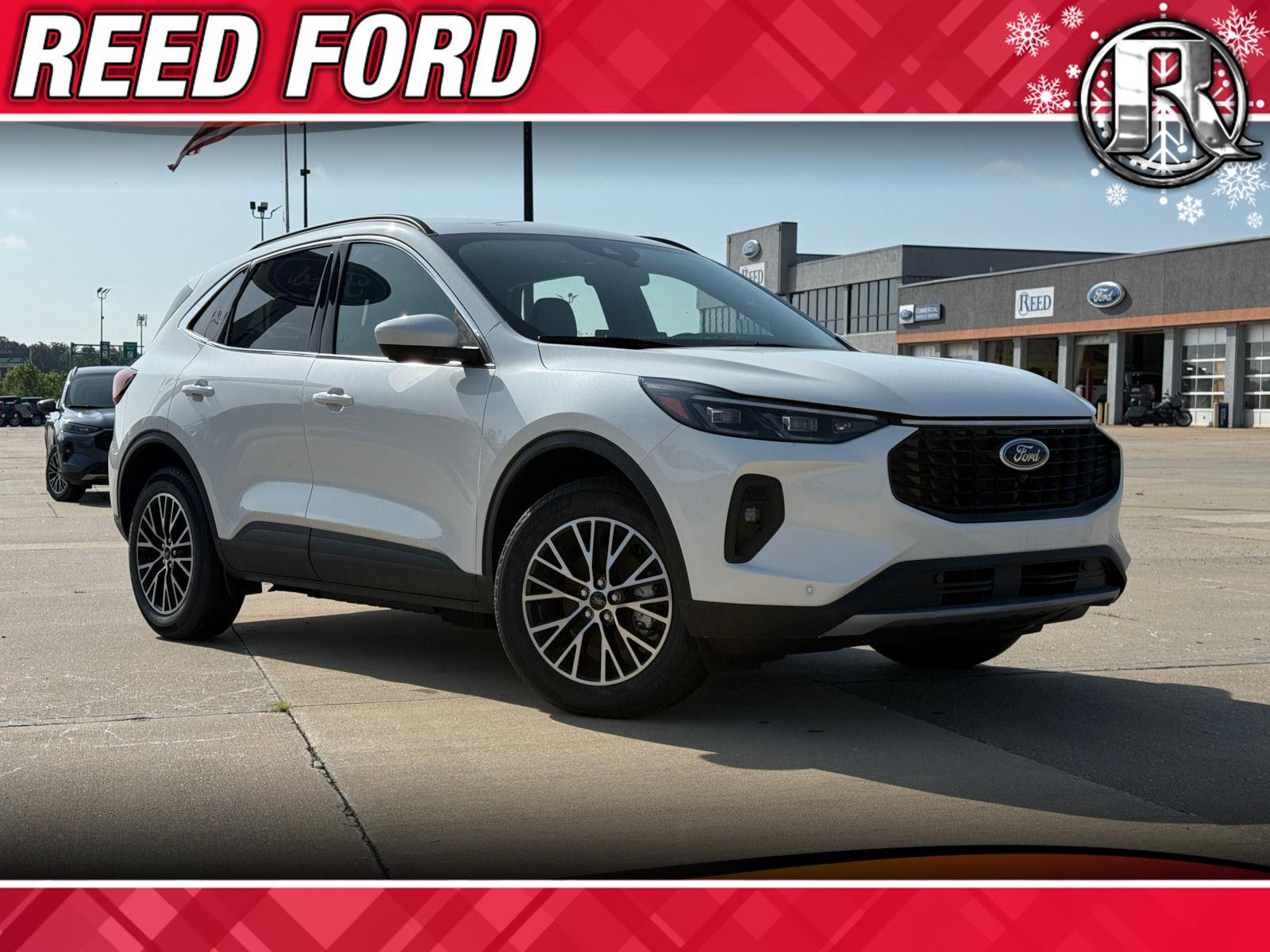 2025 Ford Escape PHEV's photo