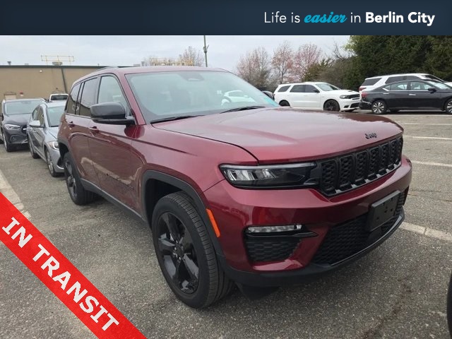 2023 Jeep Grand Cherokee Limited's photo