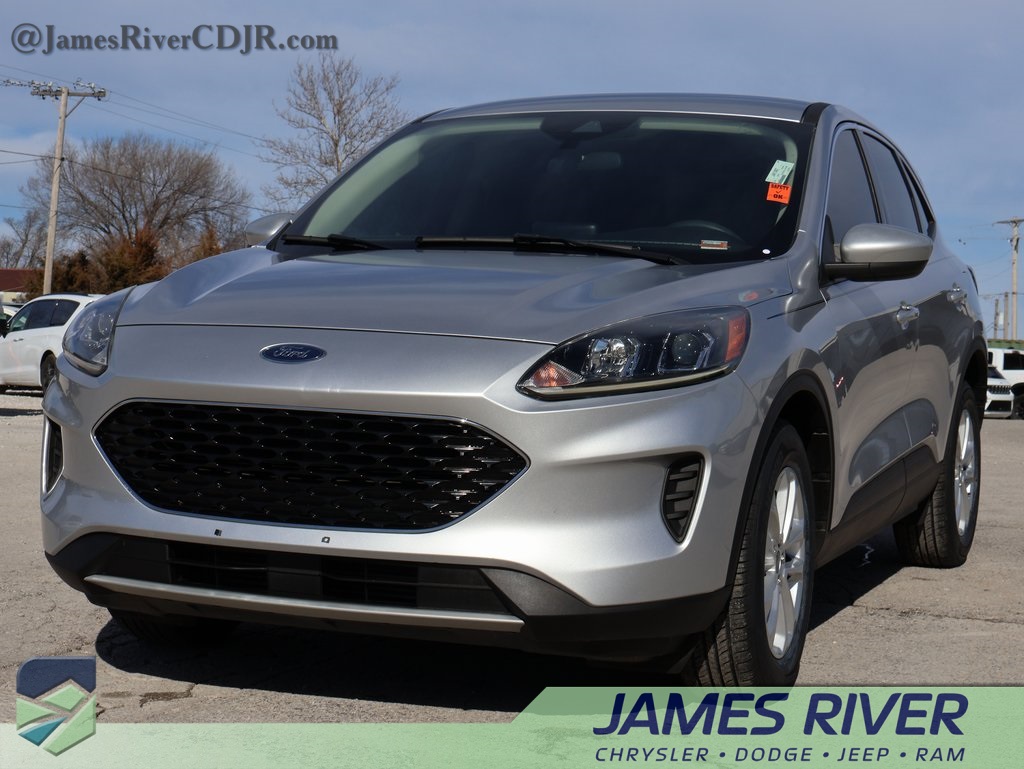 2020 Ford Escape Base's photo