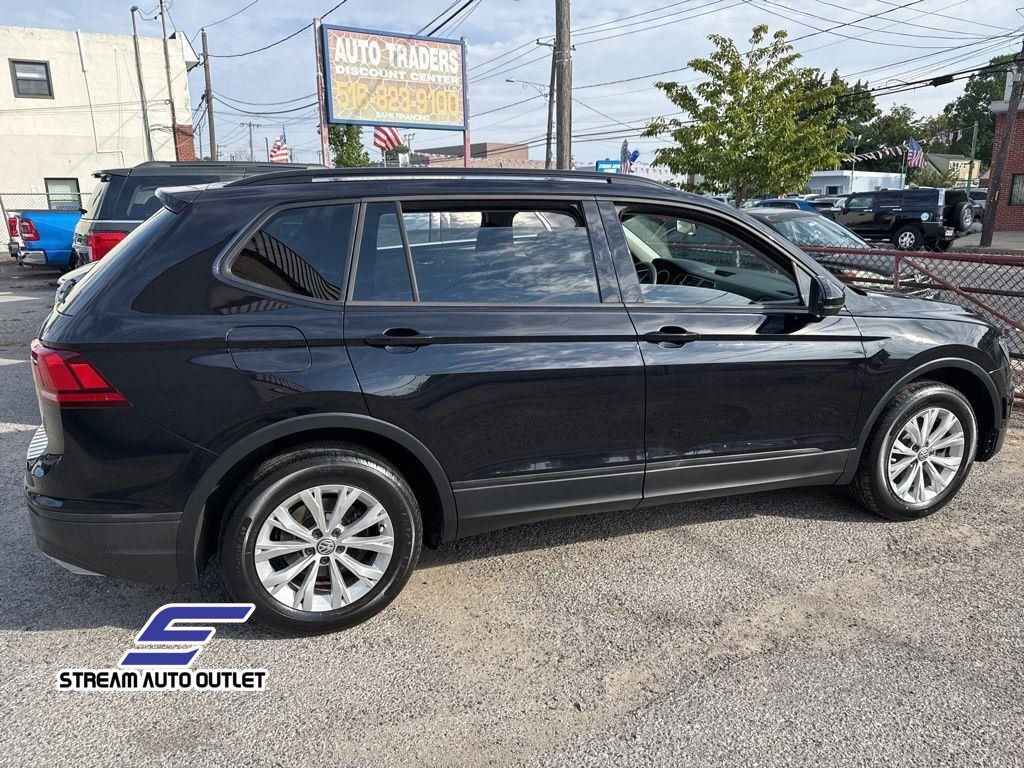 2019 Volkswagen Tiguan S photo 8