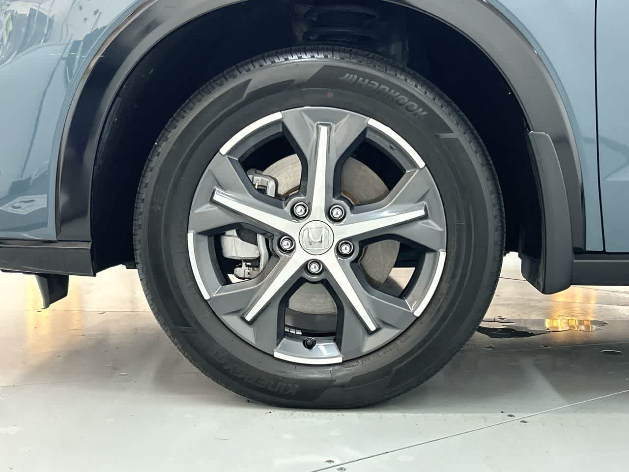 2024 Honda HR-V EX-L photo 10