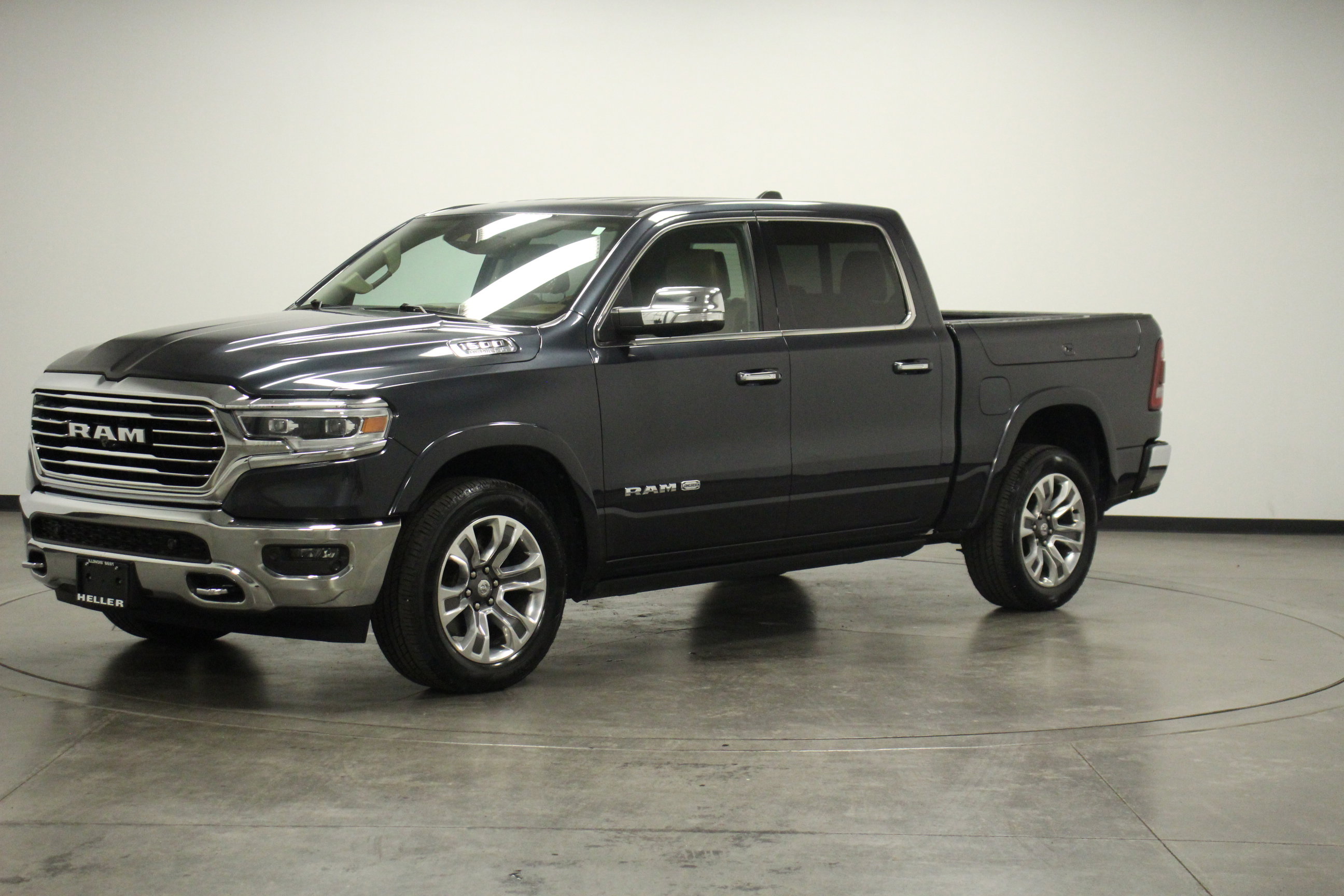 2019 Ram 1500 Laramie Longhorn photo 3