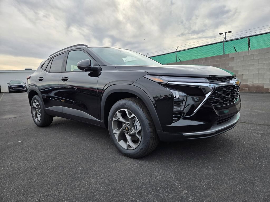 2026 Chevrolet Trax LT's photo