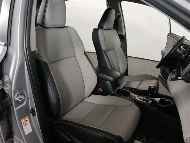 2018 Toyota RAV4 Limited photo 19