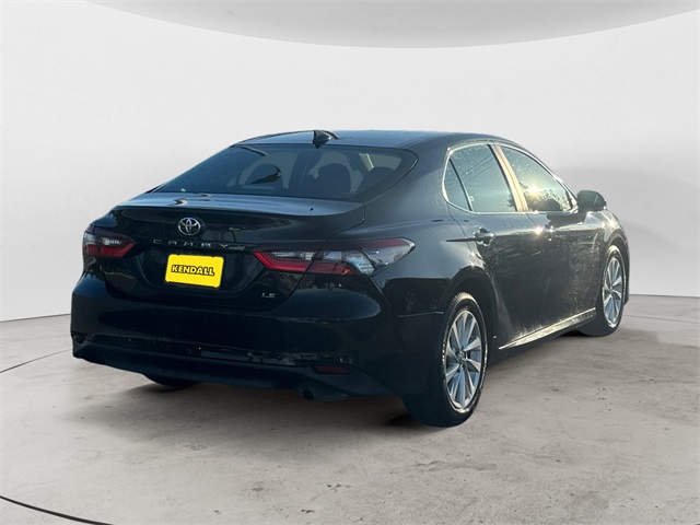 2023 Toyota Camry LE photo 5