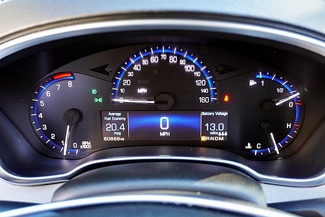 Used 2015 White Cadillac Premium image 33