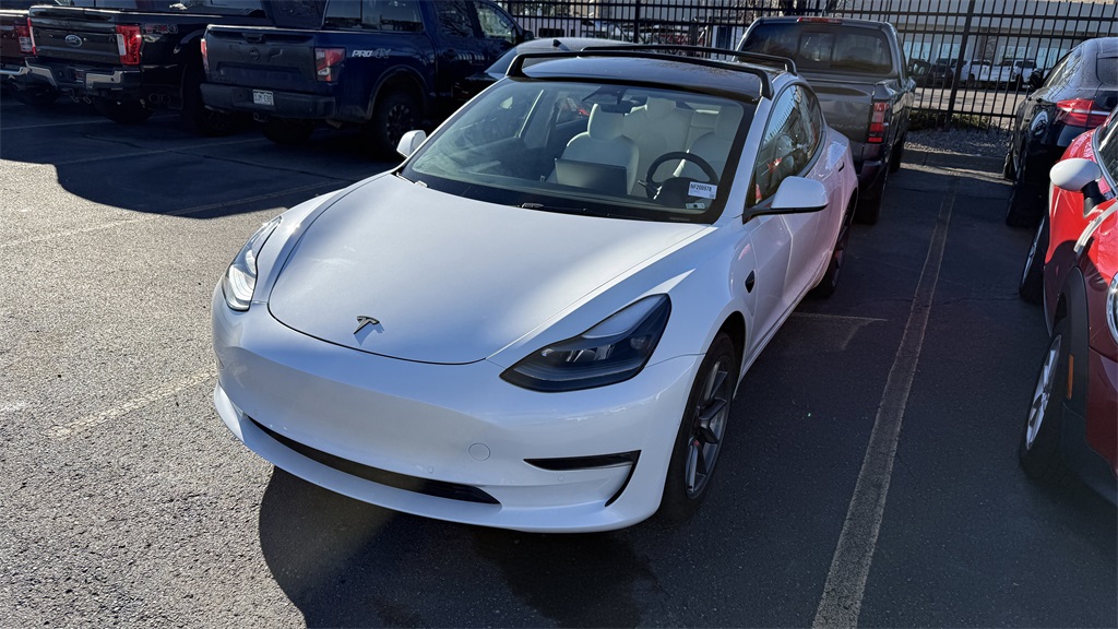 2022 Tesla Model 3 Long Range photo 2