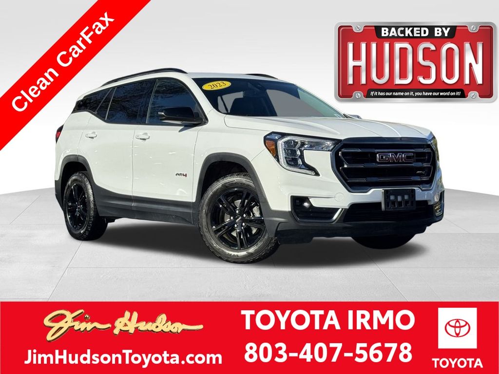 2023 GMC Terrain AT4's photo
