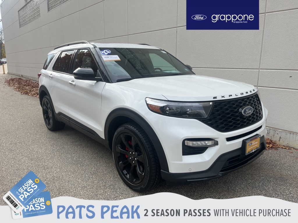 2023 Ford Explorer ST's photo