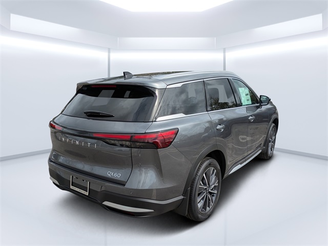 2026 Infiniti QX60 Luxe photo 2