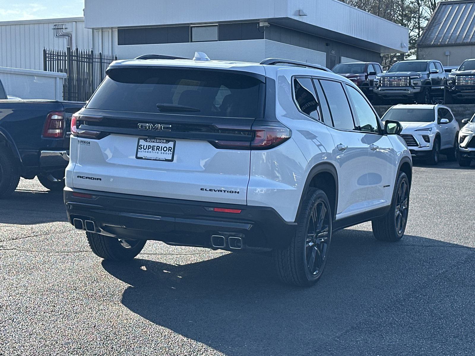2025 Gmc Acadia Elevation photo 2