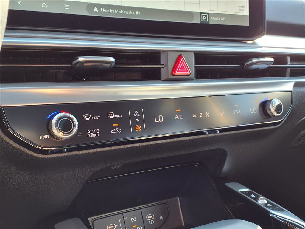 2026 Kia Sorento X-Line SX photo 14