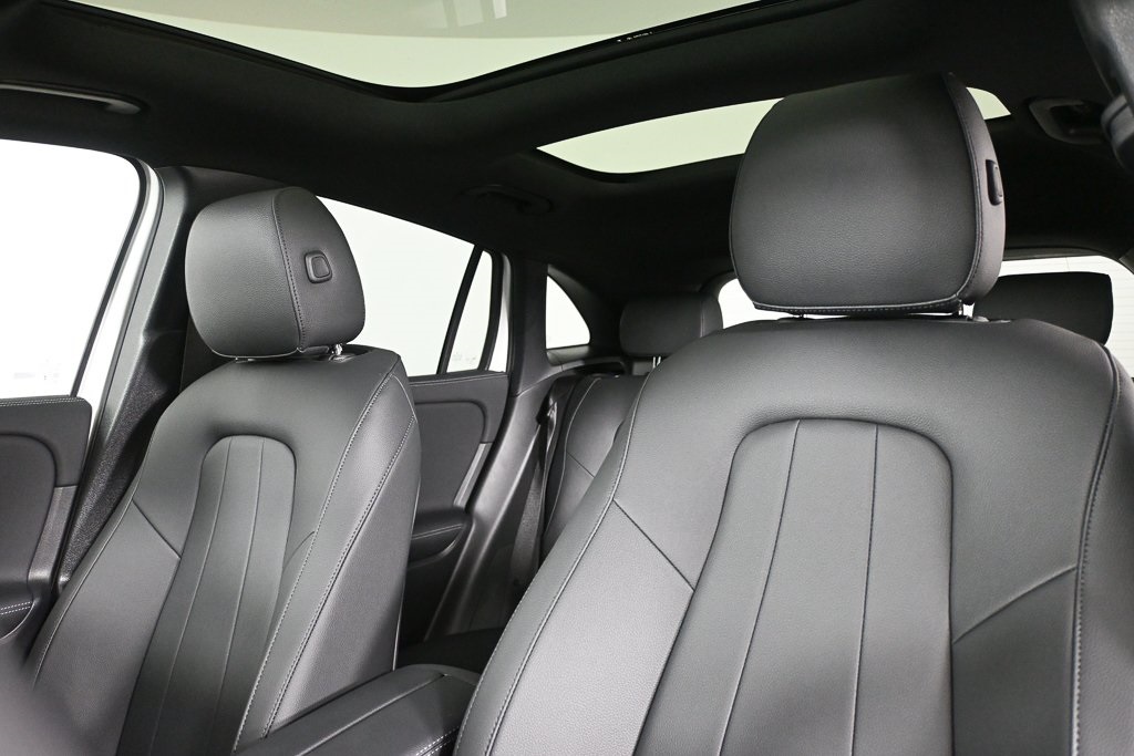 2026 Mercedes Benz GLA 250 photo 5