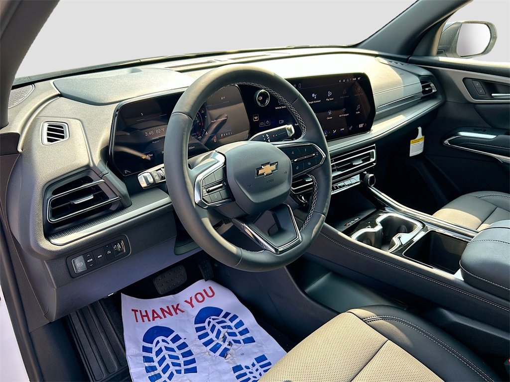 2026 Chevrolet Traverse photo 9