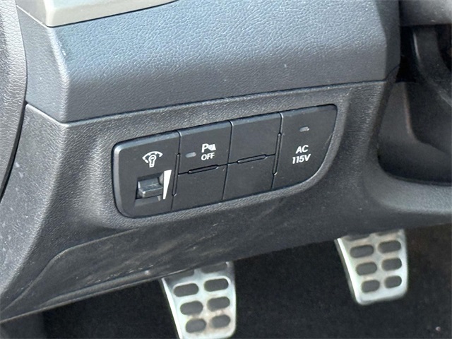 2012 Hyundai Veloster Base photo 28