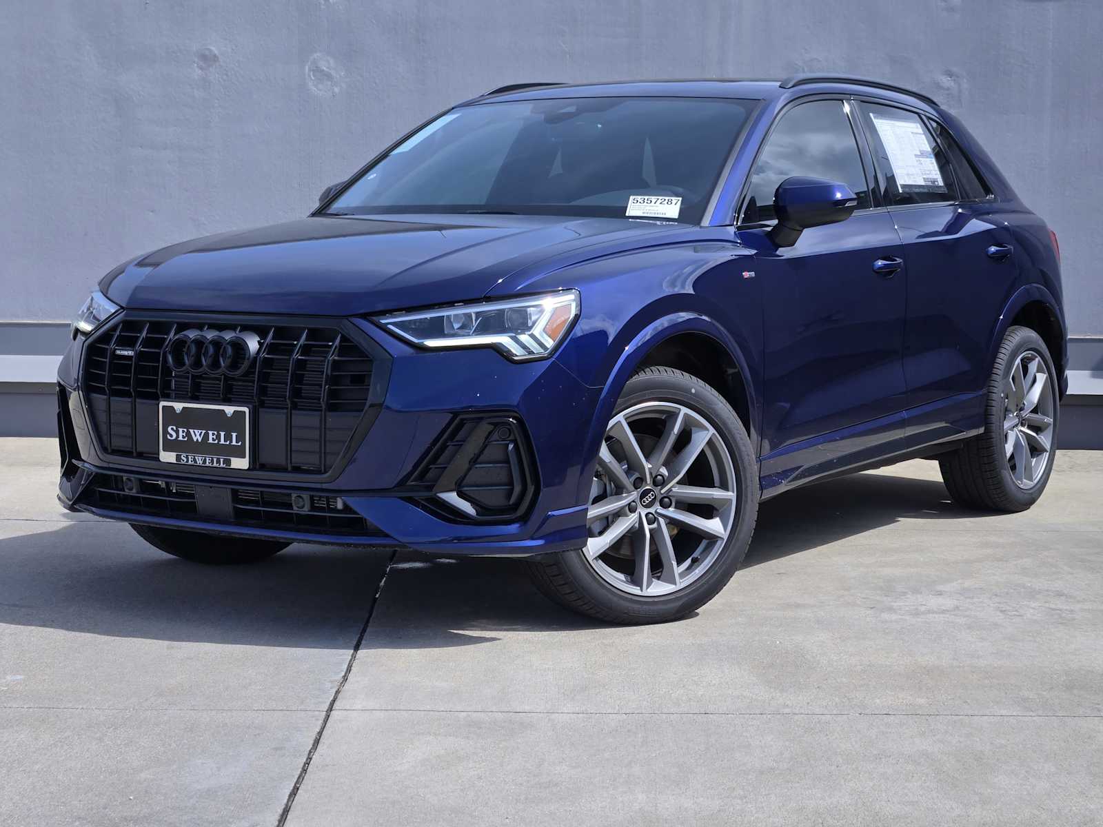 2025 Audi Q3 S line Premium