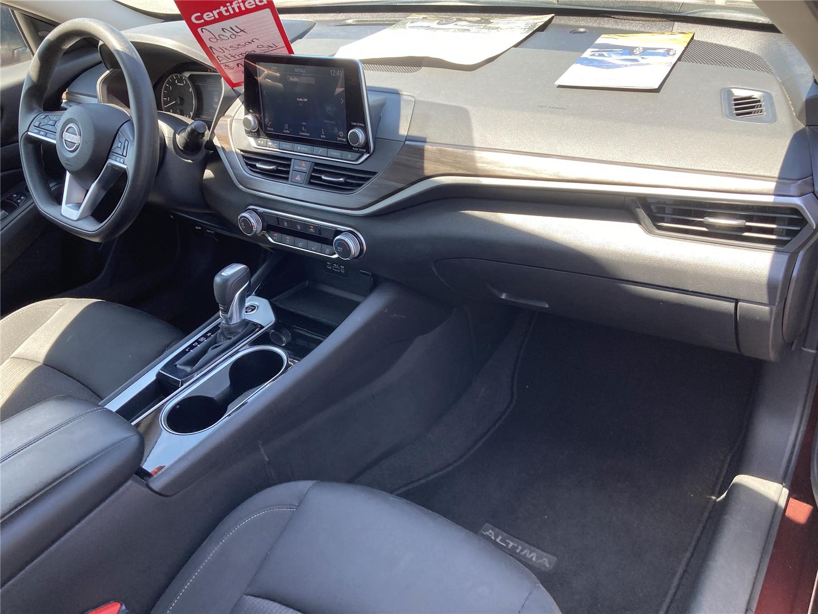 2024 Nissan Altima 2.5 SV photo 31