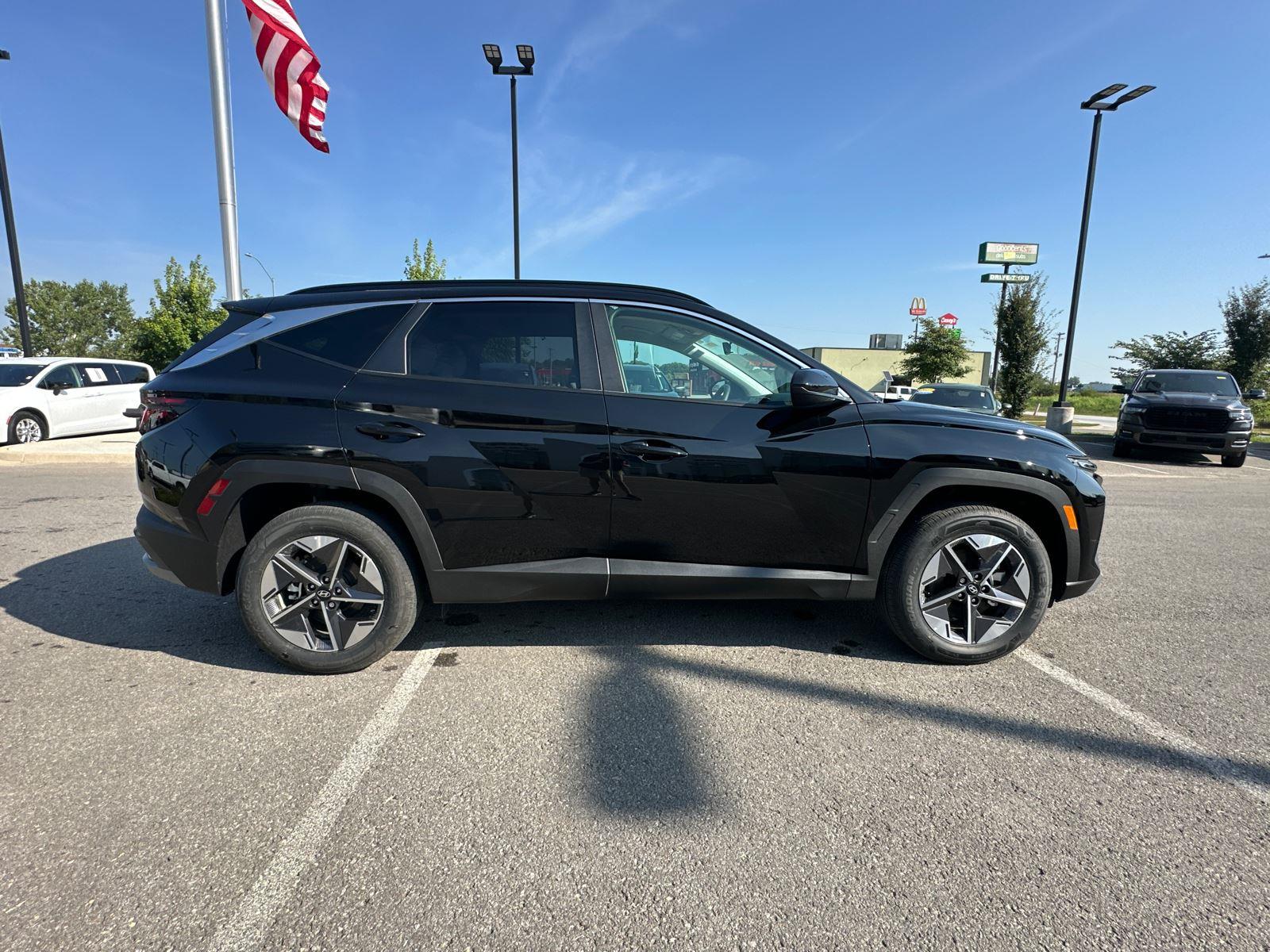 2025 Hyundai Tucson SEL photo 4
