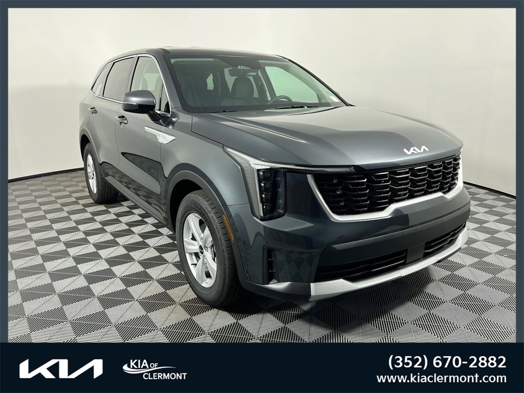 2026 Kia Sorento LX's photo