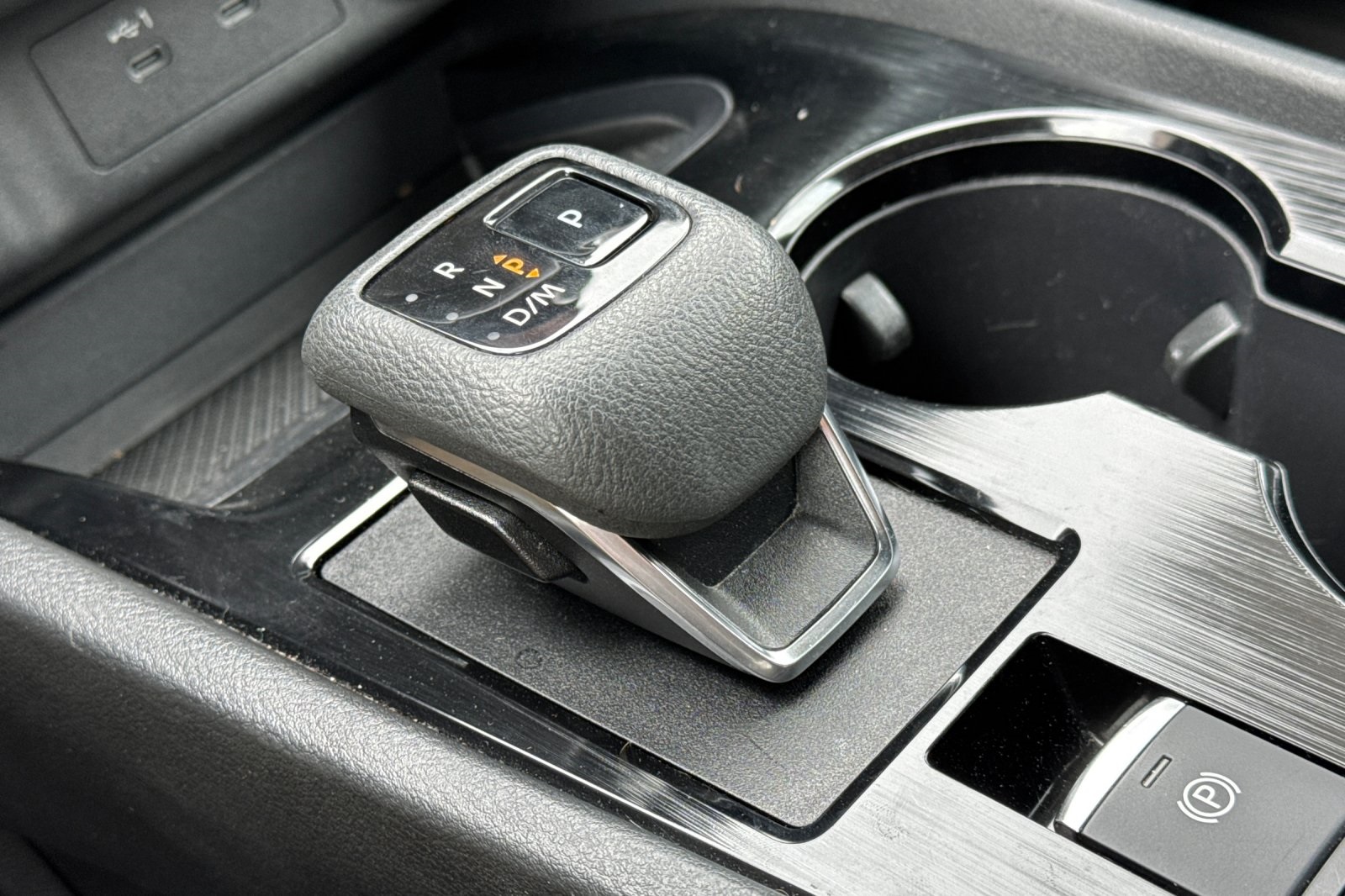 2024 Nissan Rogue S photo 20