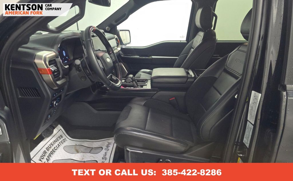 2023 Ford F-150 Raptor photo 3