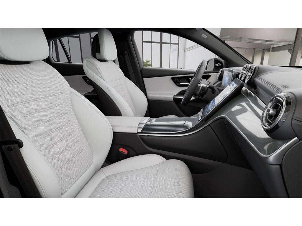 2025 Mercedes Benz GLC 300 4MATIC photo 4