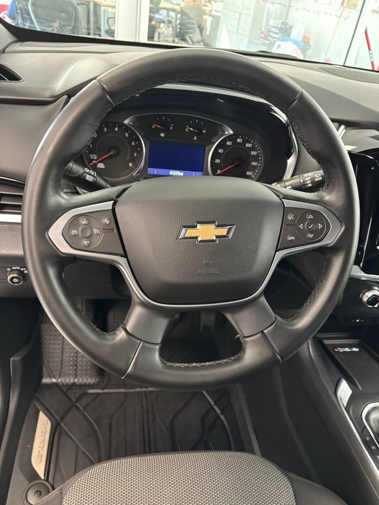 2023 Chevrolet Traverse Cloth photo 5
