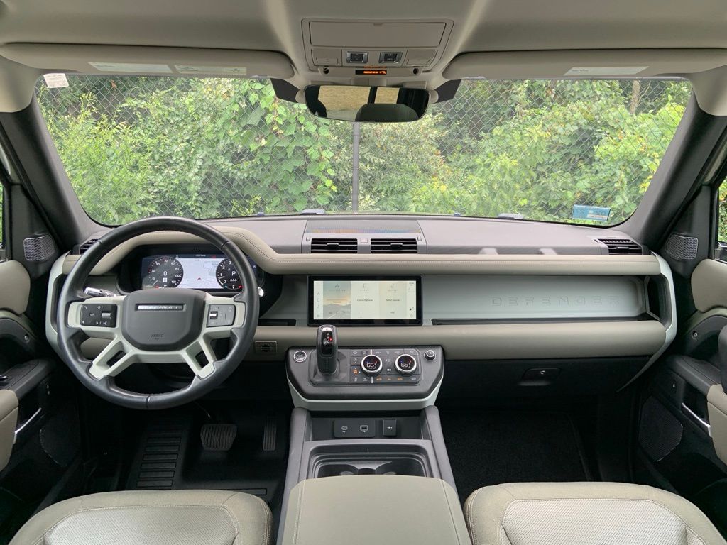 2021 Land Rover Defender 110 S photo 21