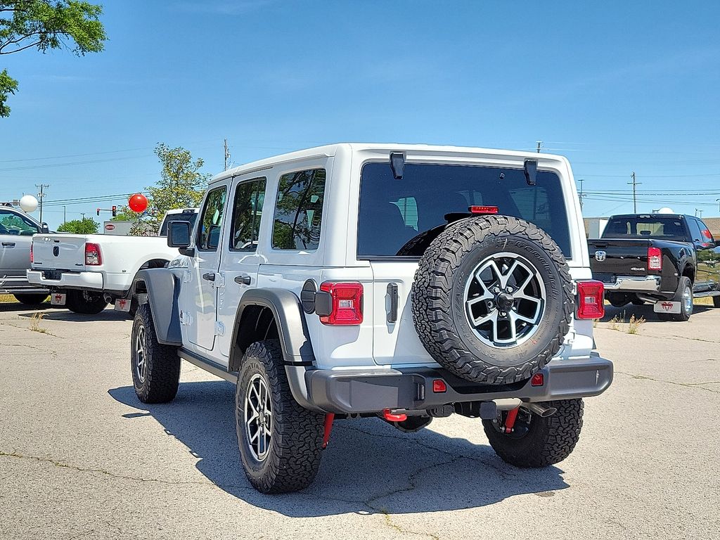 2025 Jeep Wrangler Rubicon photo 4