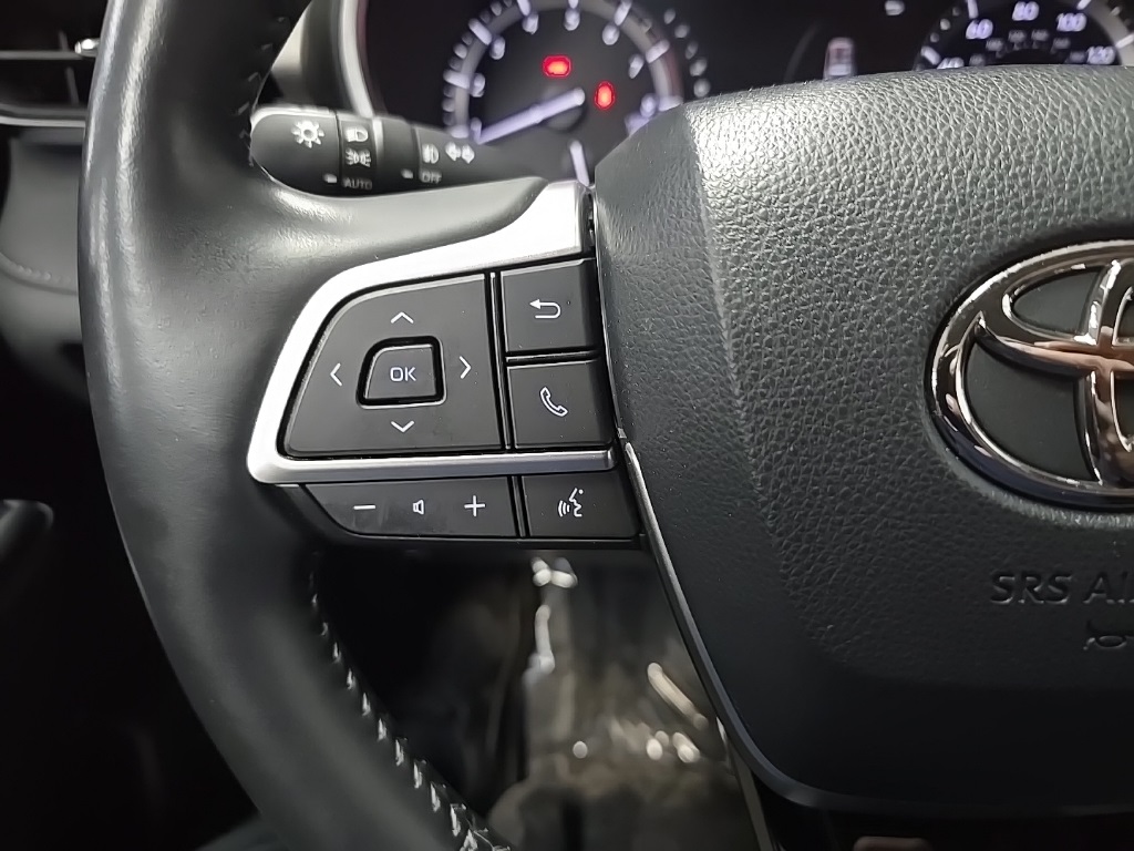 2022 Toyota Highlander Limited photo 20