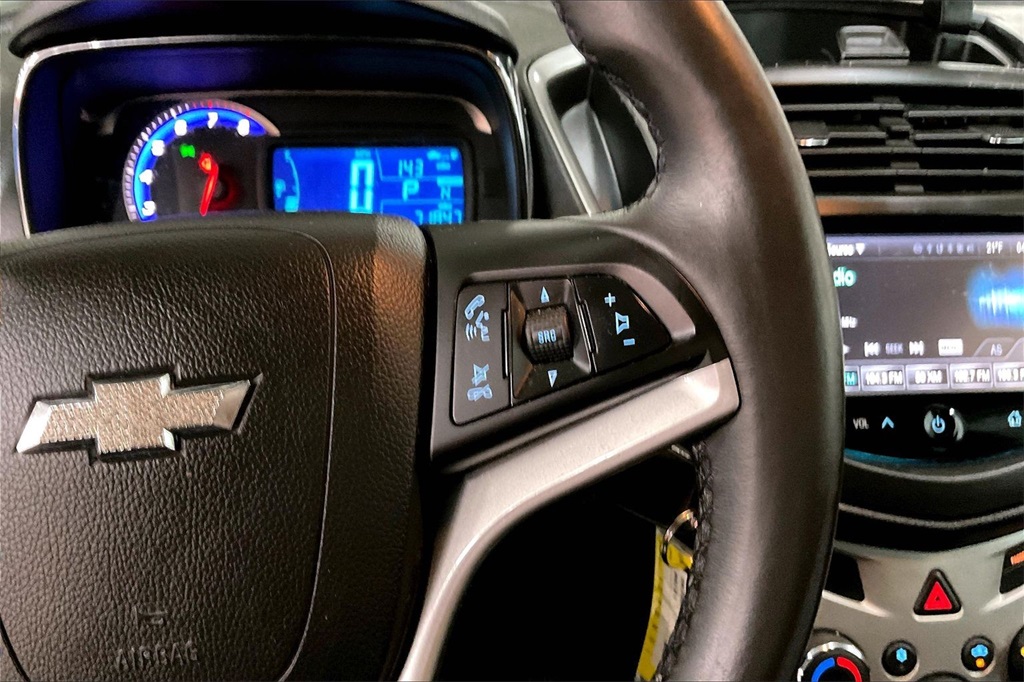 2016 CHEVROLET TRAX - Image 18