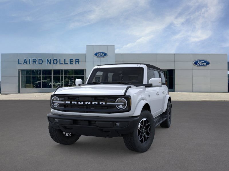 2025 Ford Bronco Outer Banks photo 2