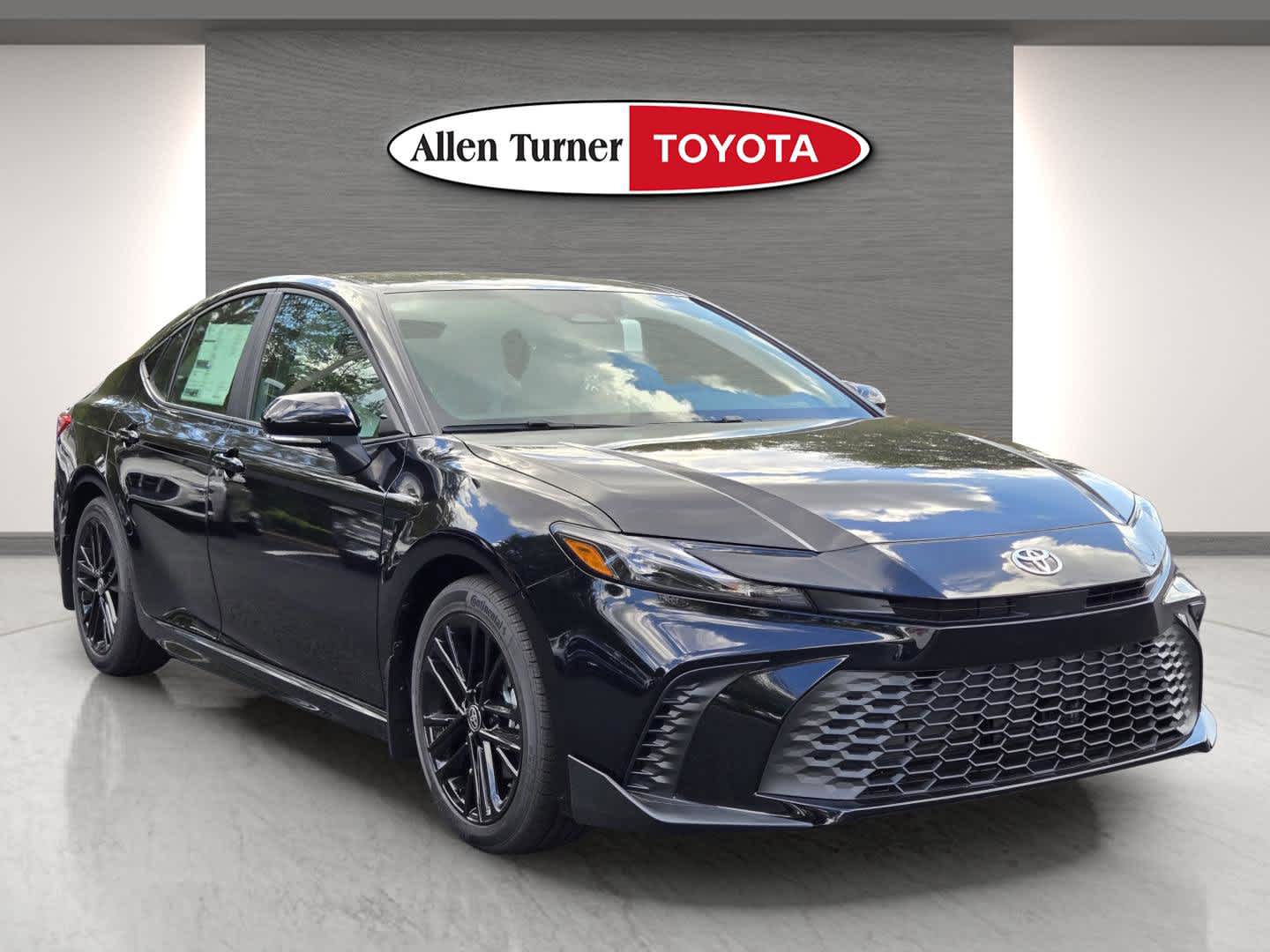 2026 Toyota Camry SE's photo