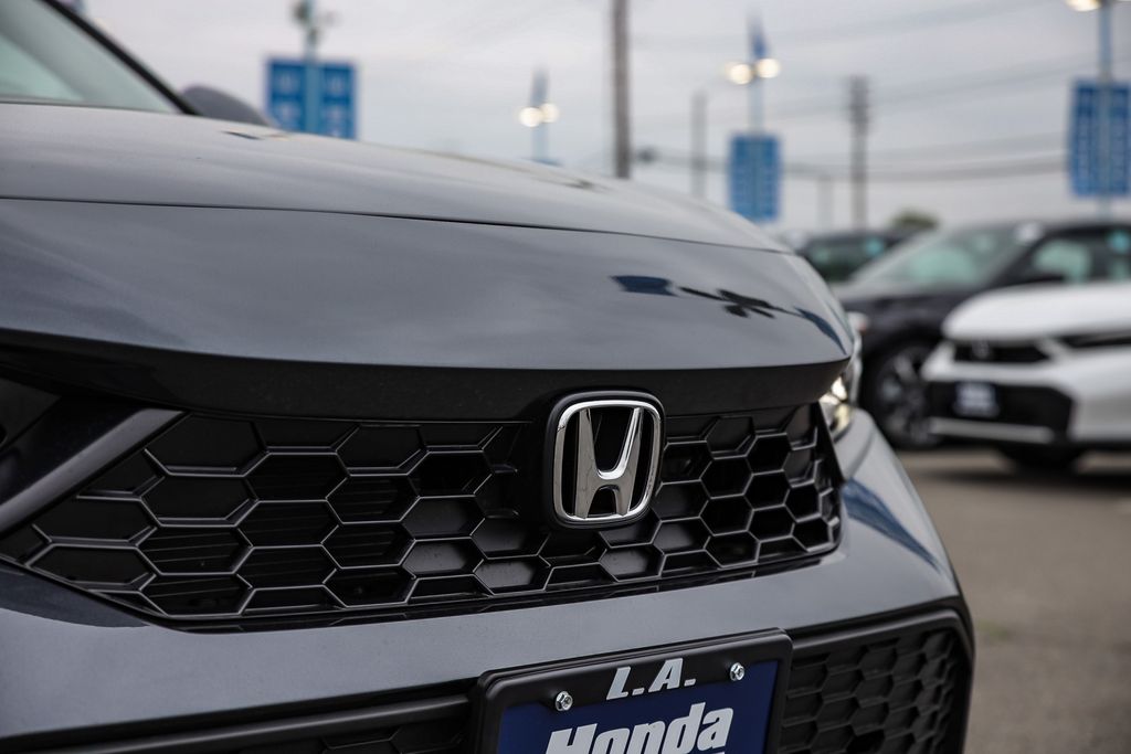2025 Honda Civic LX photo 3