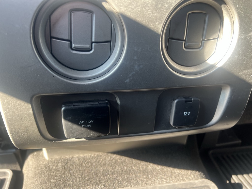 2014 Ford F-150 FX4 photo 32