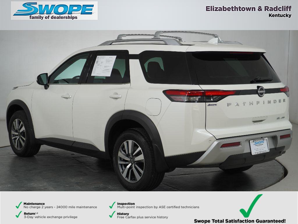 2024 Nissan Pathfinder SL photo 4