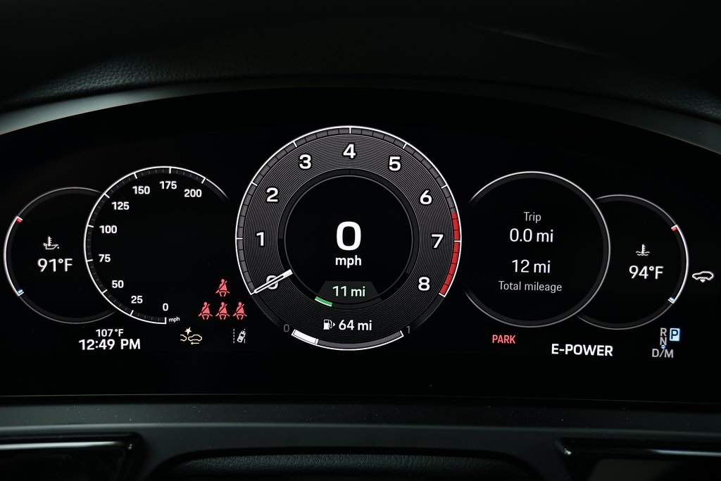 2025 Porsche Cayenne S E-Hybrid photo 32