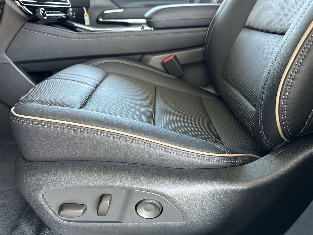 2026 Chevrolet Traverse High Country photo 22