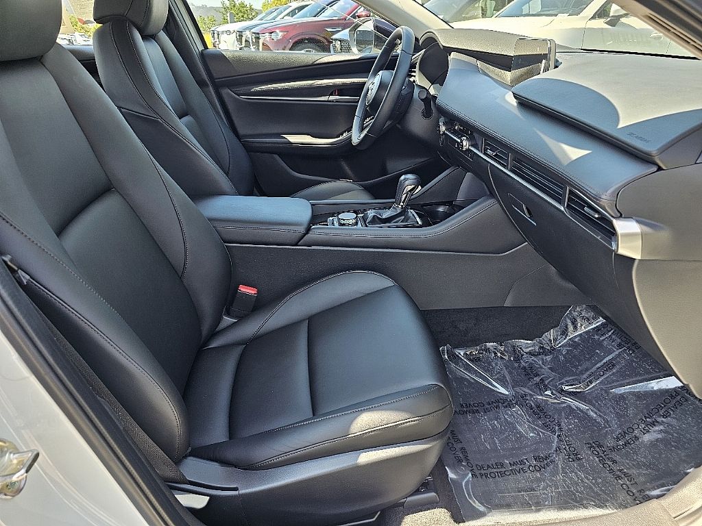 2025 Mazda Mazda3 2.5 Select Sport photo 14