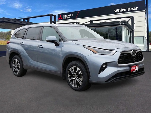 2021 Toyota Highlander XLE's photo