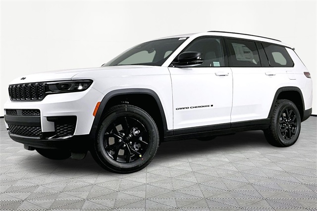2025 Jeep Grand Cherokee L Altitude's photo