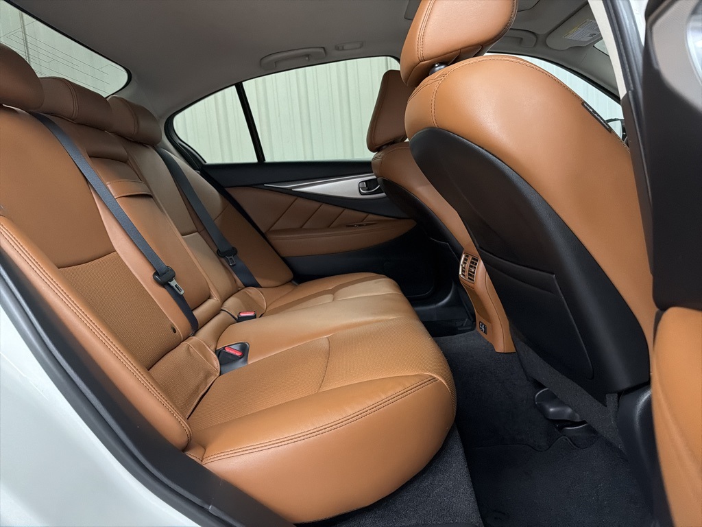 2024 Infiniti Q50 LUXE photo 23