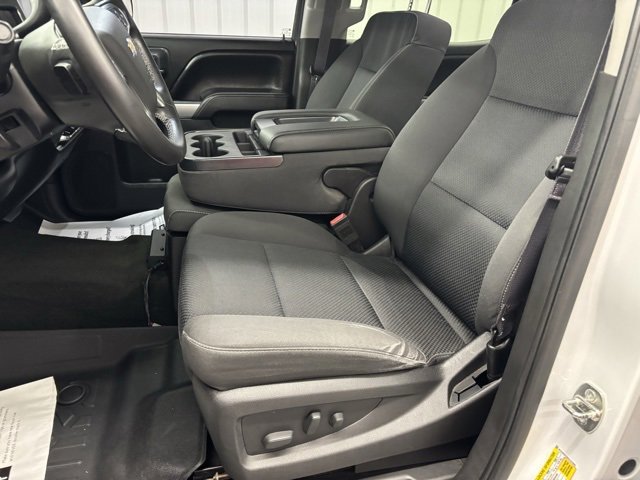 2017 Chevrolet Silverado 1500 LT photo 13