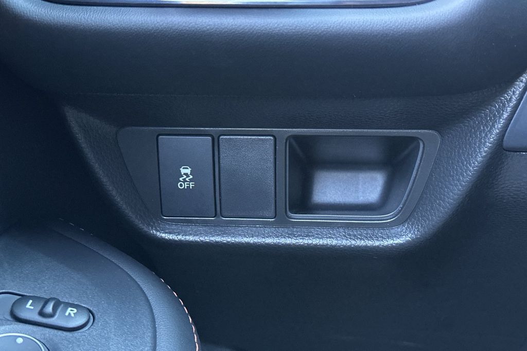2026 Honda HR-V Sport photo 21