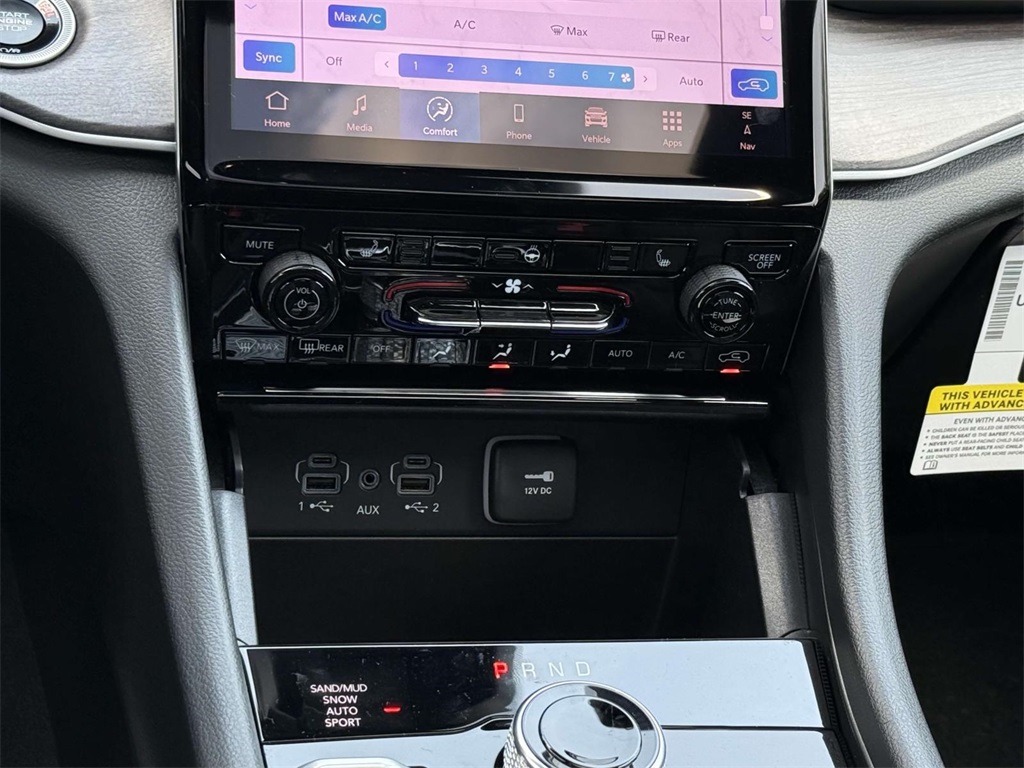 2025 Jeep Grand Cherokee Limited photo 18