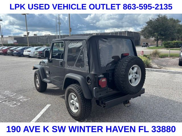 2001 Jeep Wrangler SE photo 3