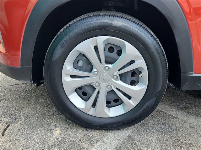 2024 Chevrolet Trax LS photo 28