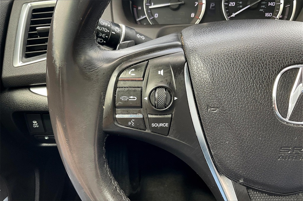2015 Acura TLX Base photo 17