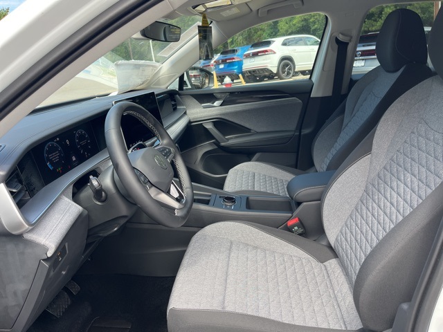 2025 Volkswagen Tiguan S photo 4