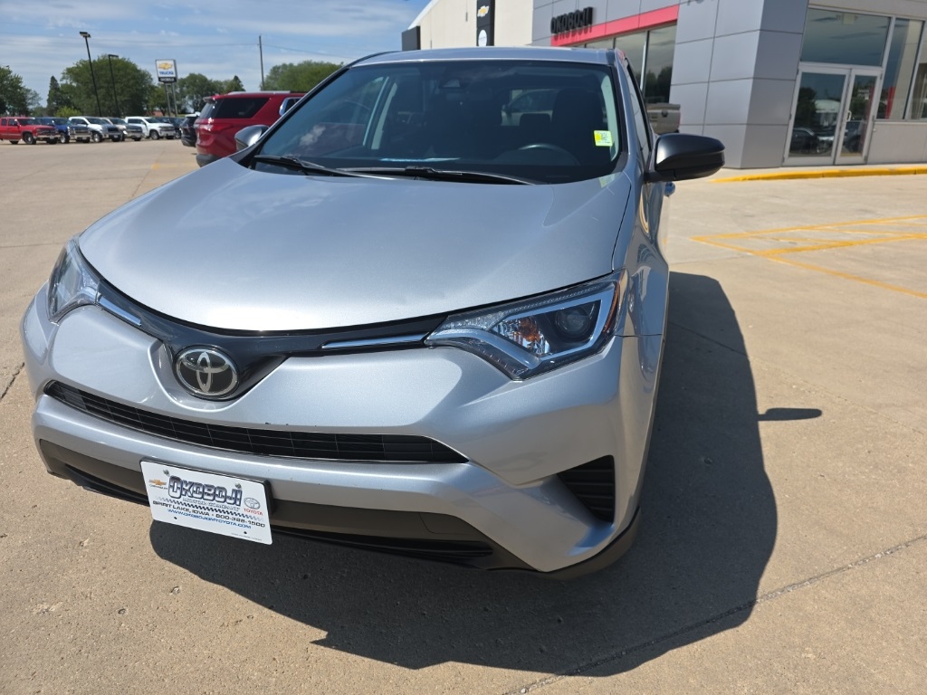 2018 Toyota RAV4 LE